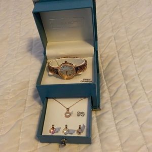{Laura Scott} Gorgeous Watch, Necklace gift combo.